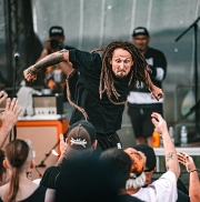 První den Fajtfestu = hardcore bez zábran